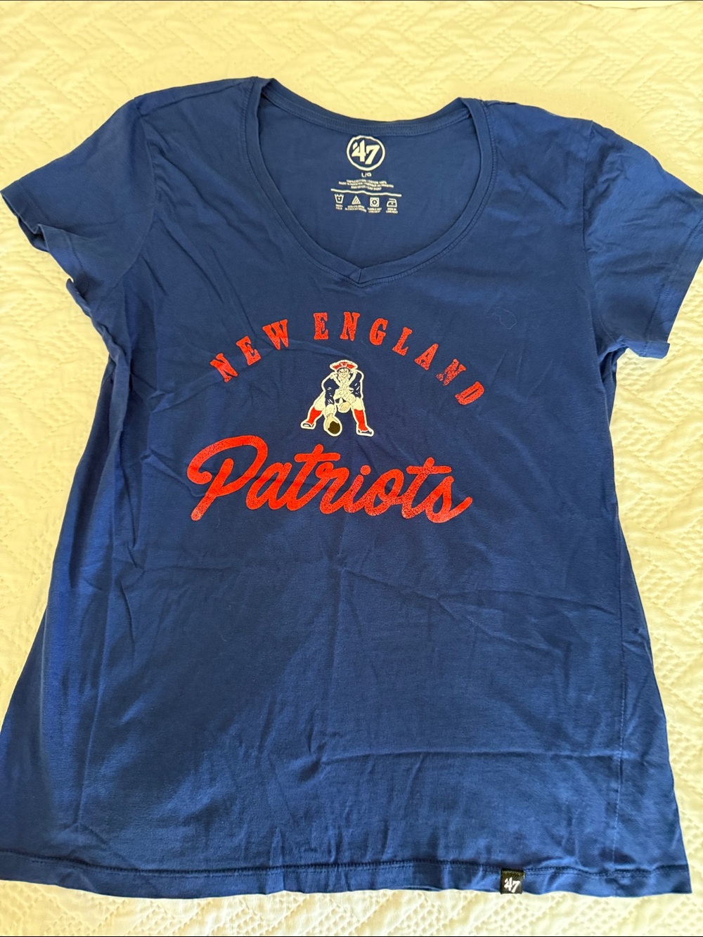 47 Navy New England Patriots Red Script V-Neck Tee